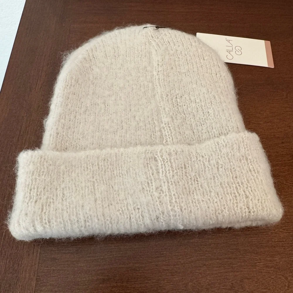 NWT Calia Luxe Beanie in Ivory